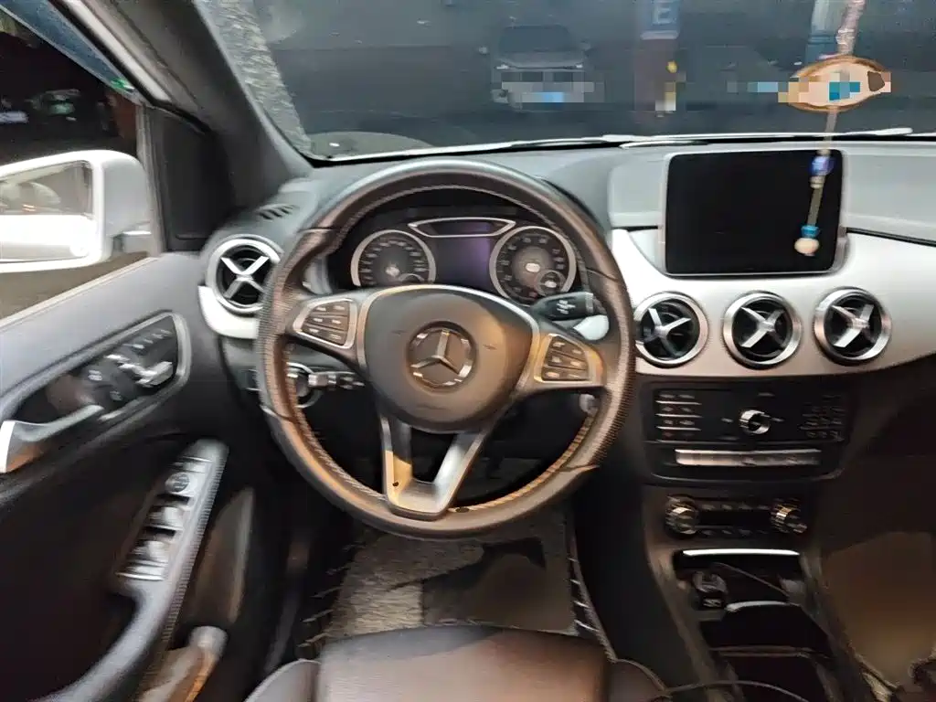 Mercedes-Benz B-Class 2018 — фото 3