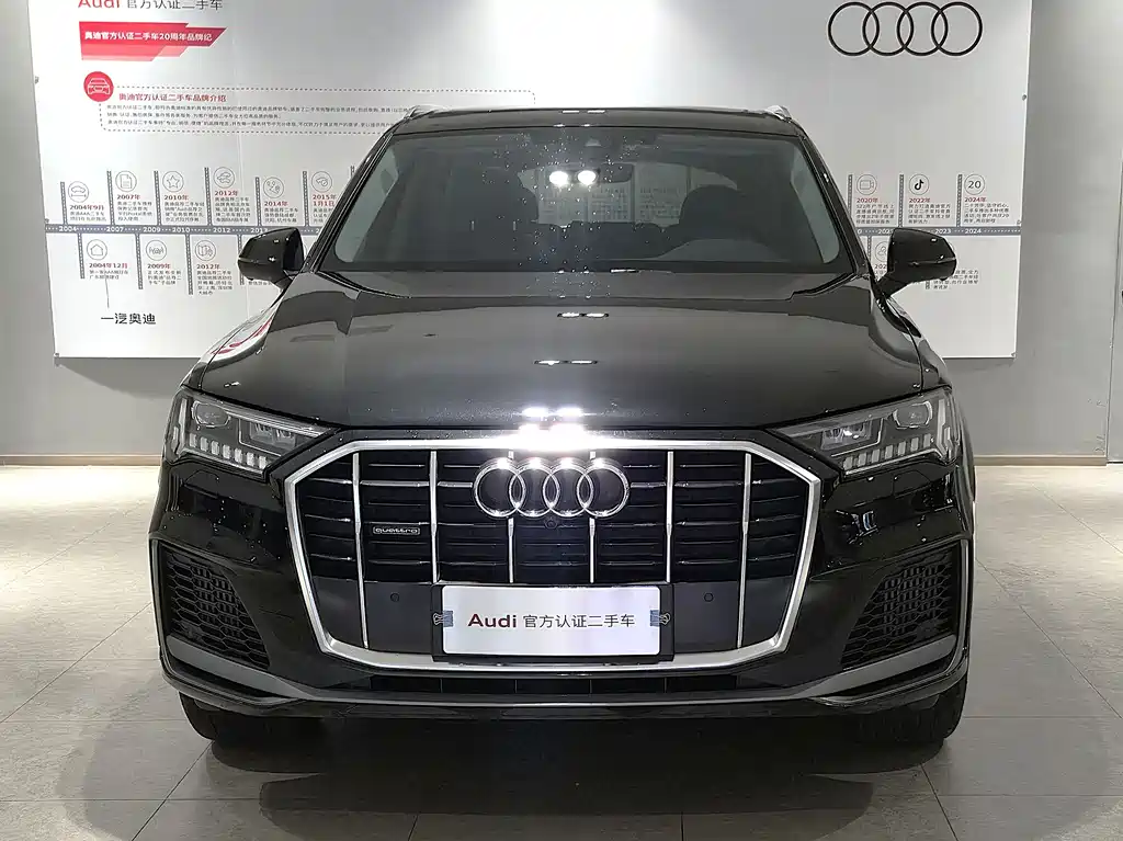 Audi Q7 2024 — фото 2