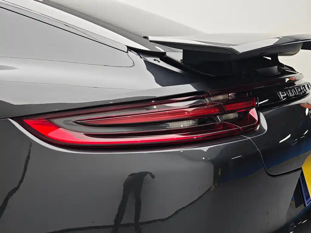 Porsche Panamera 2018 — фото 8
