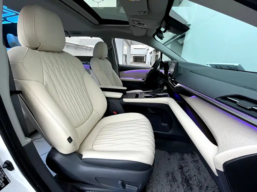 Toyota Sienna 2025 — фото 10