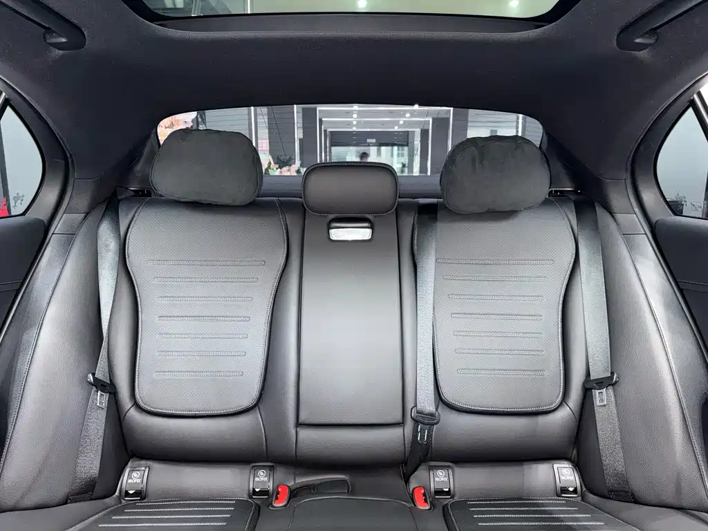Mercedes-Benz C-Class 2022