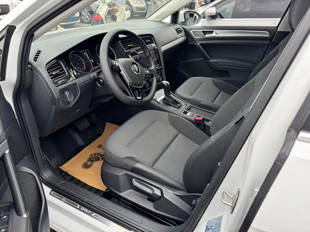 Volkswagen Golf 2019