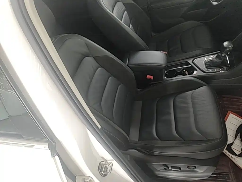Volkswagen Tiguan L 2019 — фото 25