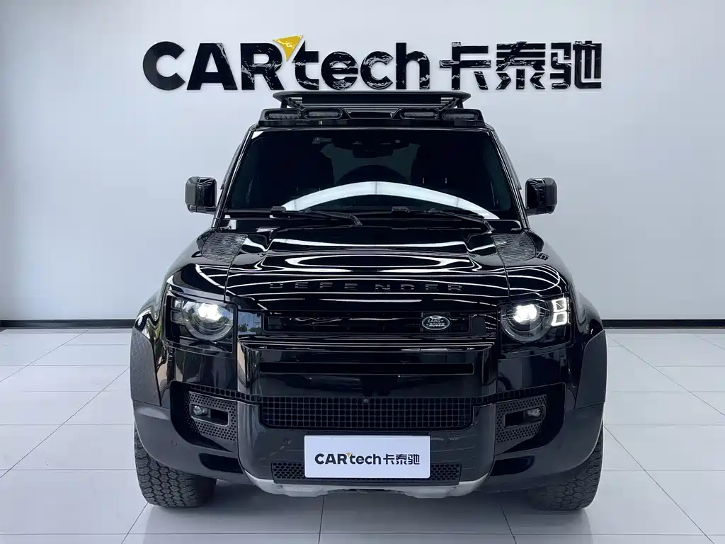 Land Rover Defender 2022