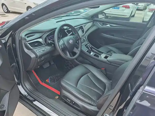 Buick LaCrosse 2021