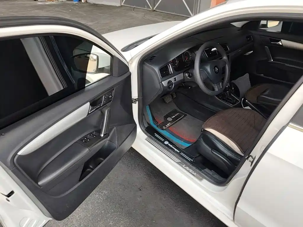 Volkswagen Gran Lavida 2015 — фото 16