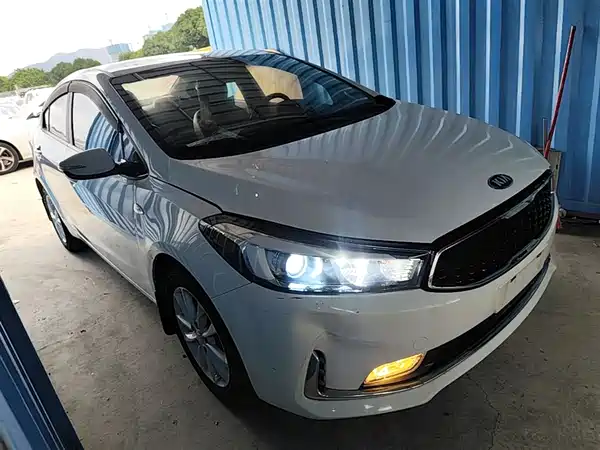 Kia K3 2016