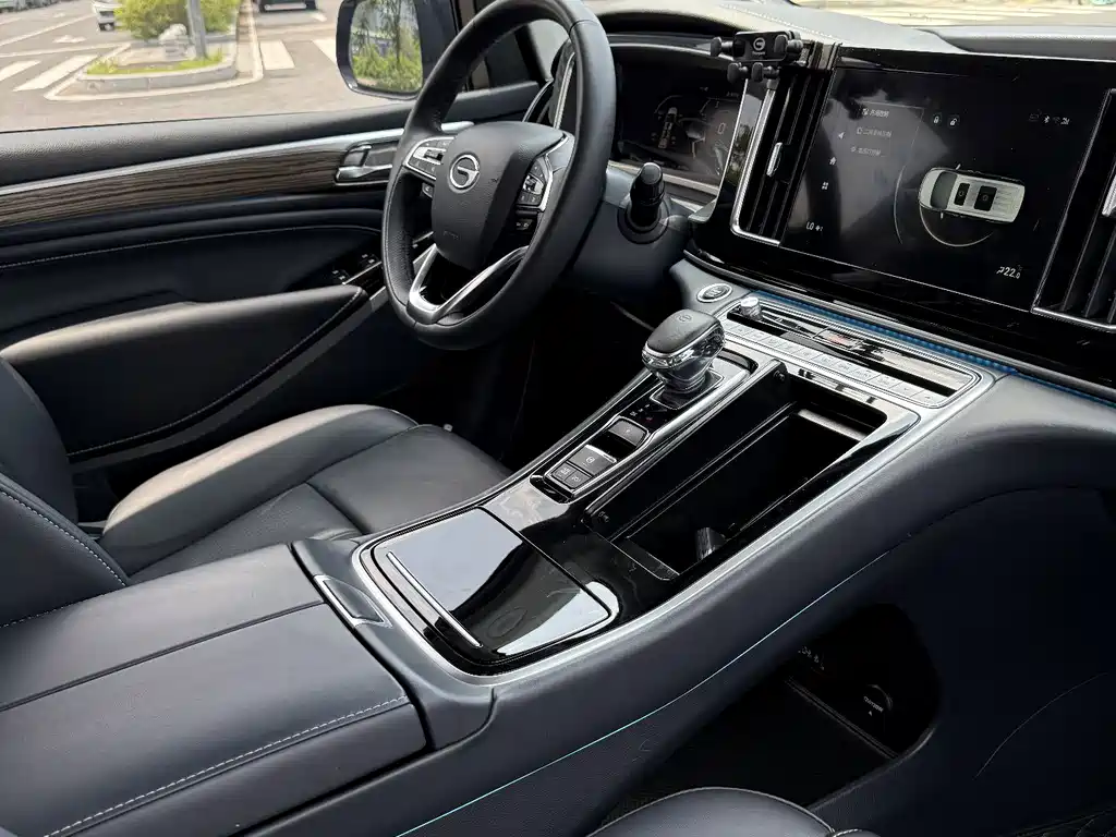 GAC Trumpchi M8 2023 — фото 10