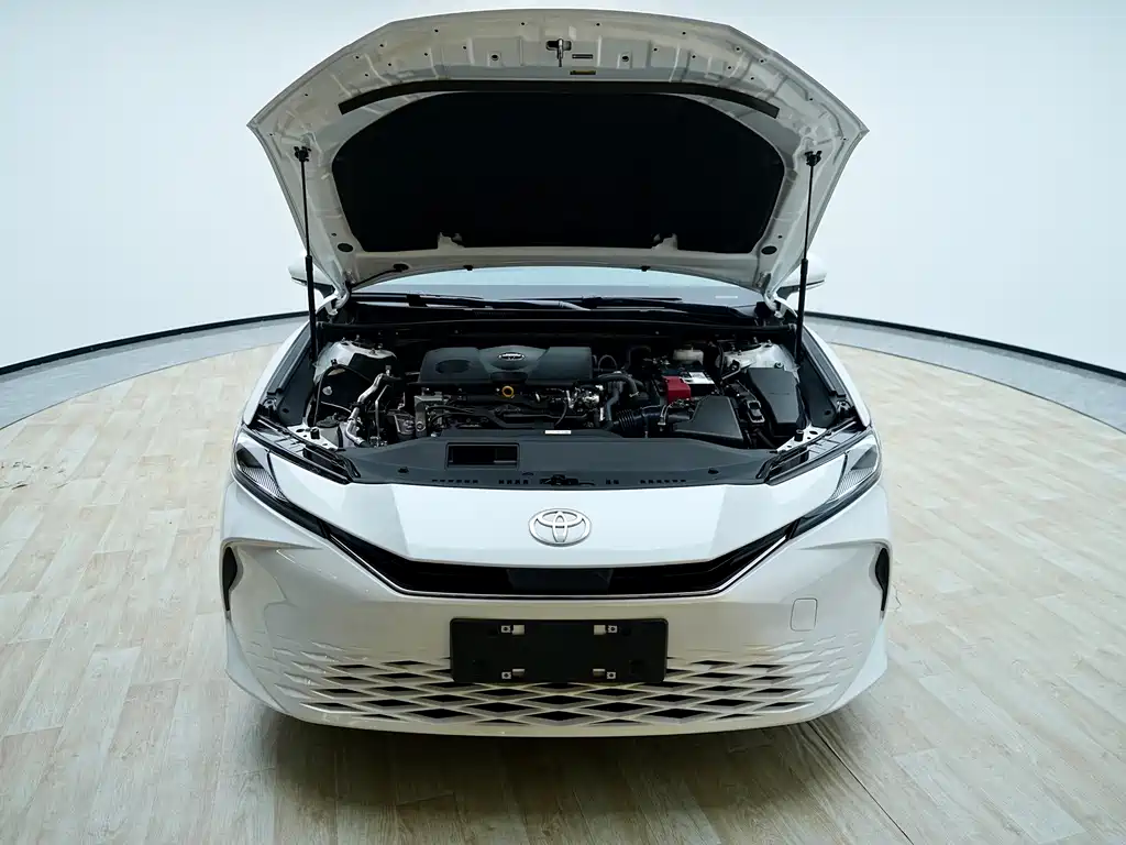 Toyota Camry 2026 — фото 19