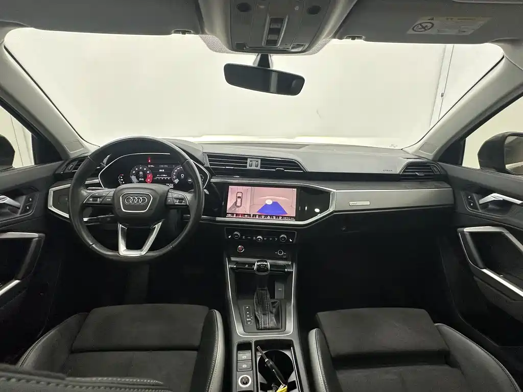 Audi Q3 2022 — фото 10