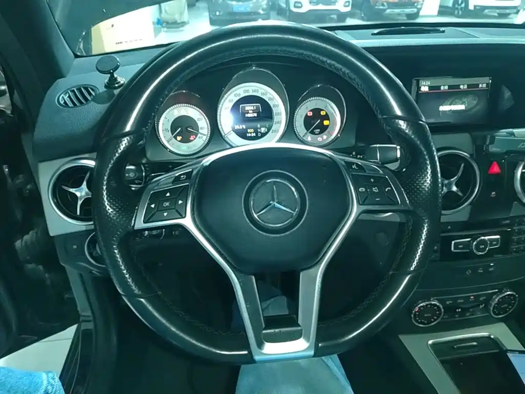 Mercedes-Benz GLK-Class 2015 — фото 11