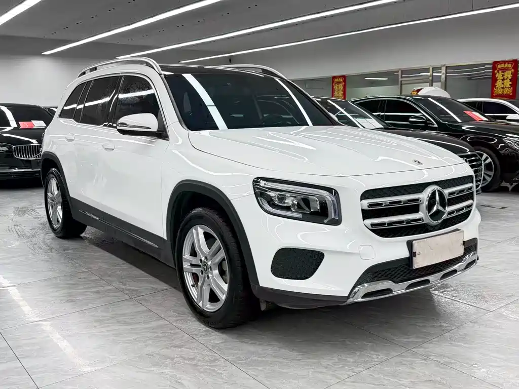 Mercedes-Benz GLB 2023 — фото 3