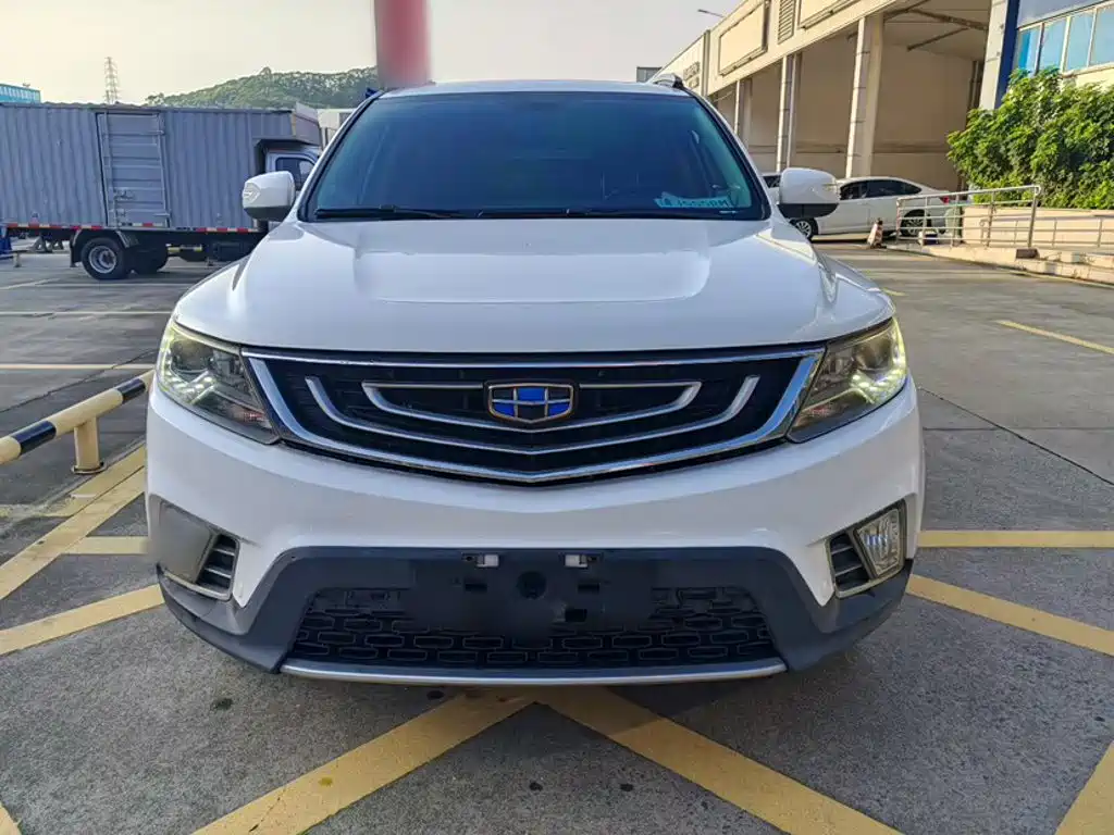 Geely Vision X6 2018 — фото 10