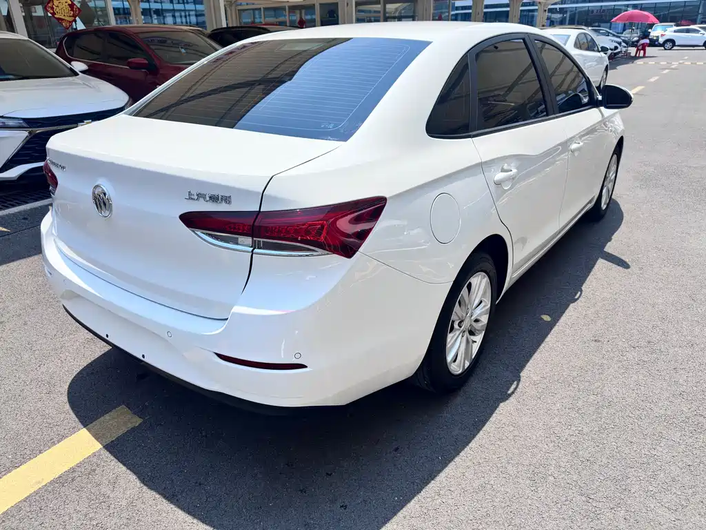 Buick Excelle 2022 — фото 14