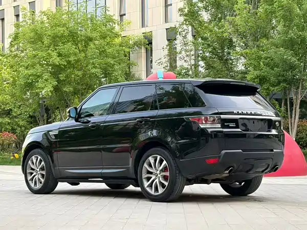 Land Rover Range Rover Sport 2015