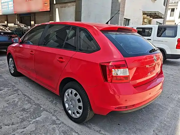 Skoda Rapid Spaceback 2017