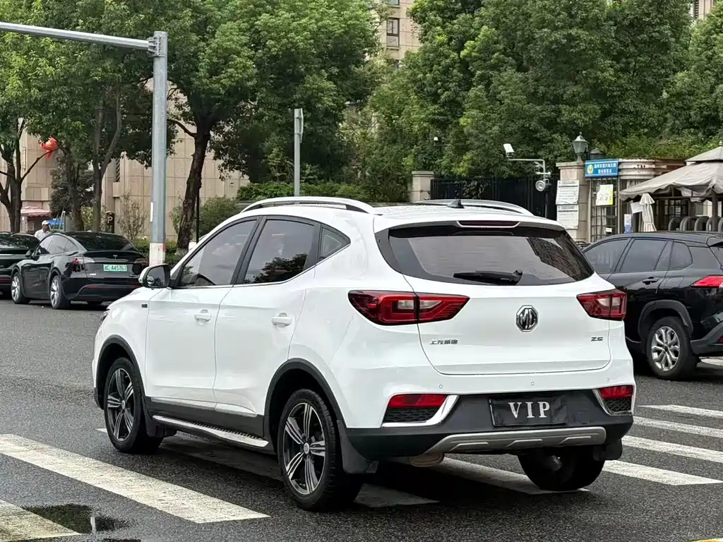 MG ZS 2018 — фото 11