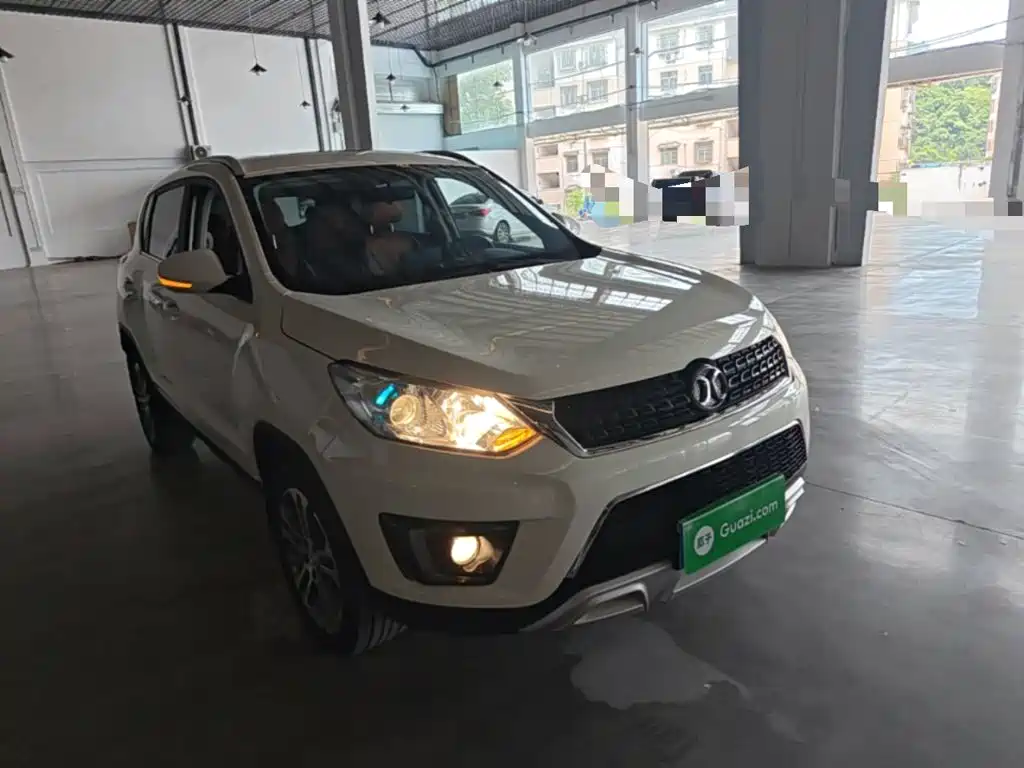 BAIC Senova X35 2018 — фото 4