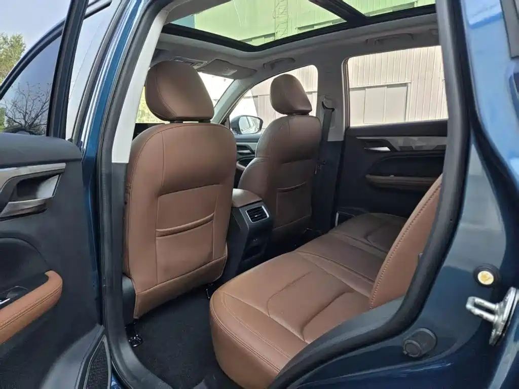 Geely Vision X6 2022
