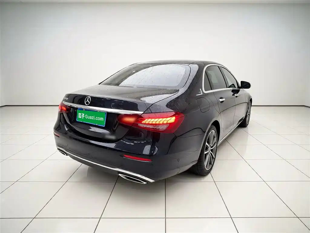 Mercedes-Benz E-Class 2022 — фото 5