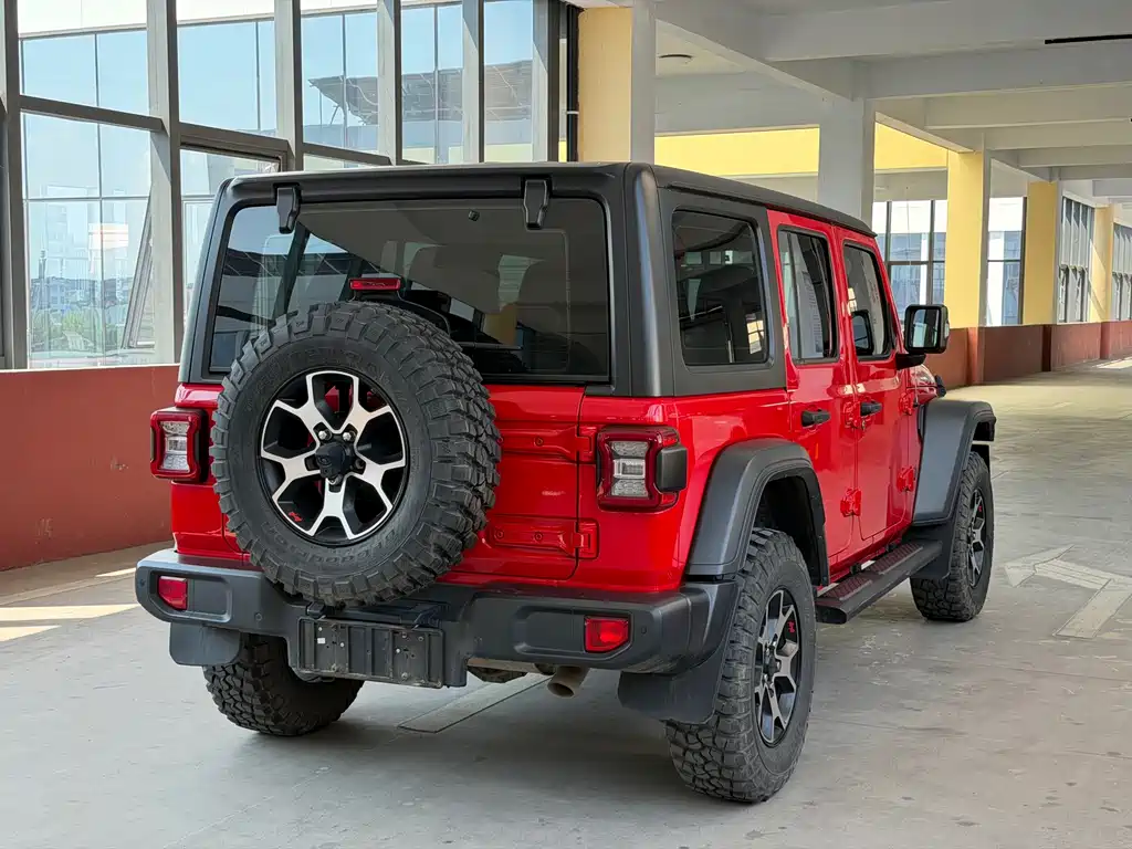 Jeep Wrangler 2020 — фото 9