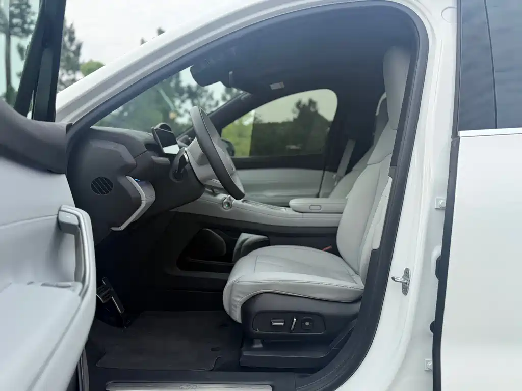 NIO EC7 2023