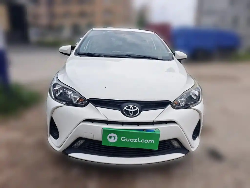 Toyota Yaris L 2020 — фото 24