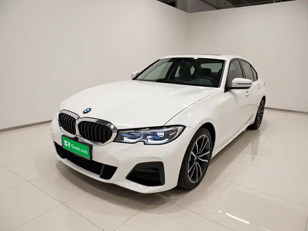 BMW 3 Series 2022
