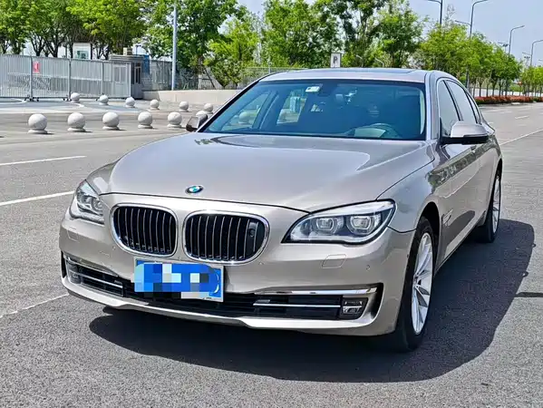 BMW 7 Series 2015