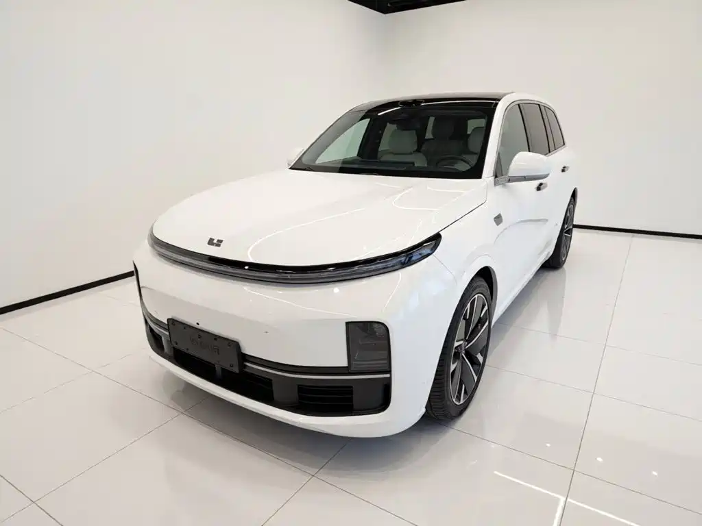 Li Auto Li L9 2025