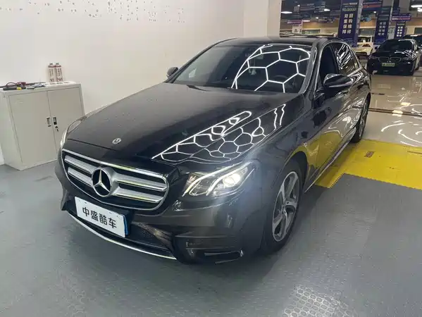 Mercedes-Benz E-Class 2019