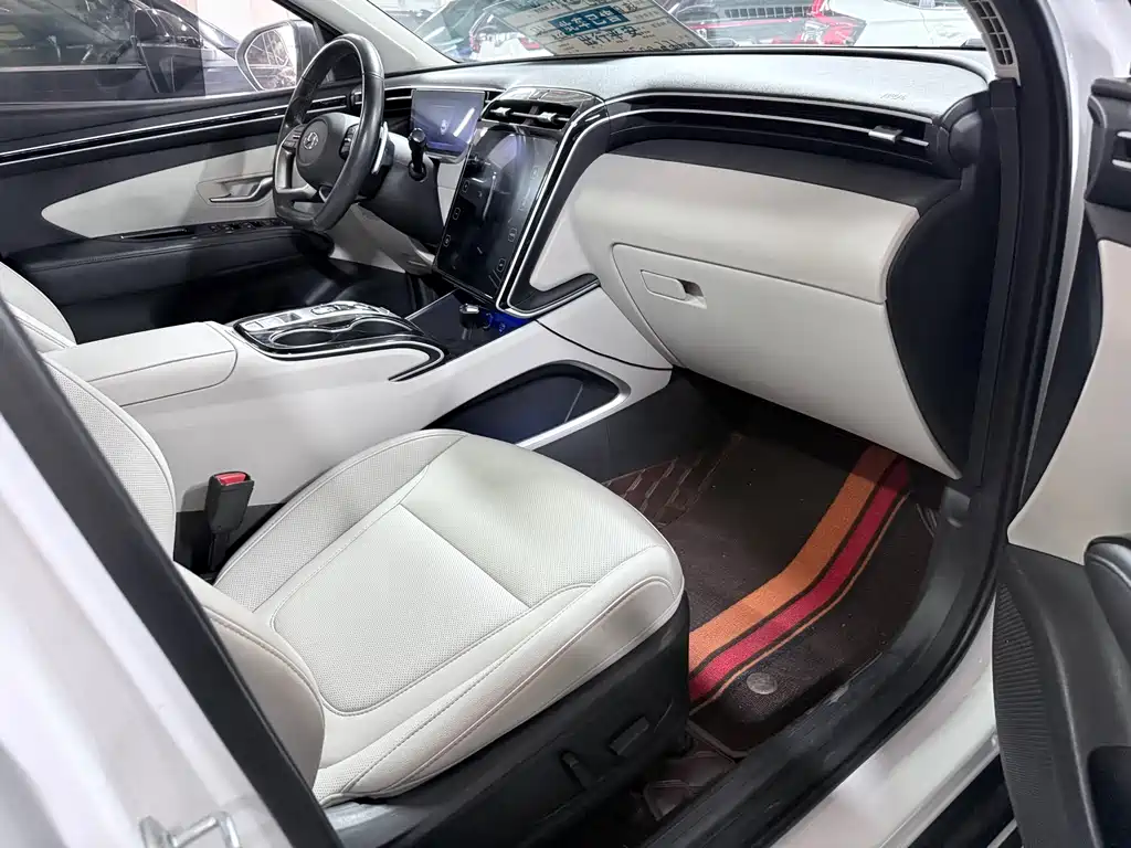 Hyundai Tucson 2022 — фото 20