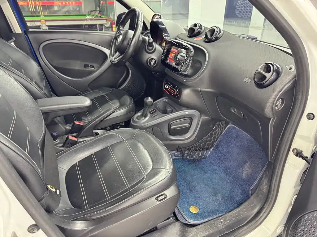 smart Forfour 2018 — фото 14