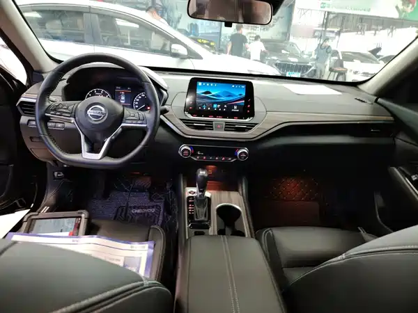 Nissan Teana 2023