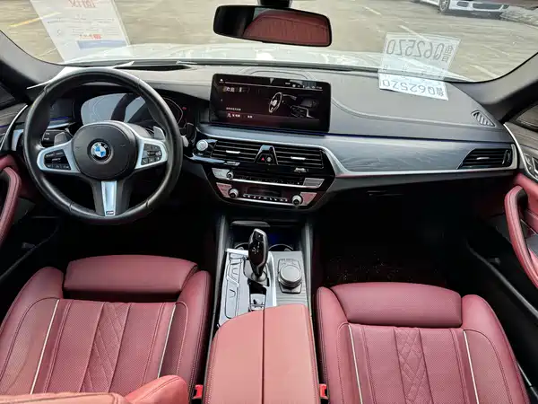 BMW 5 Series 2022