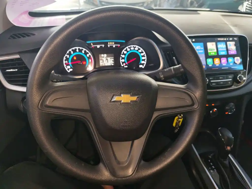Chevrolet Cavalier 2018 — фото 11