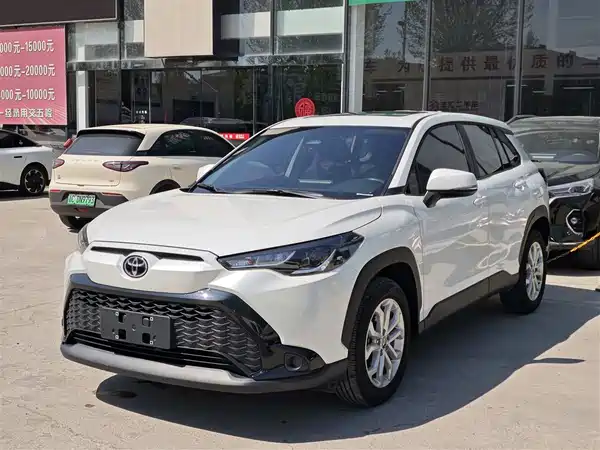 Toyota Frontlander 2024