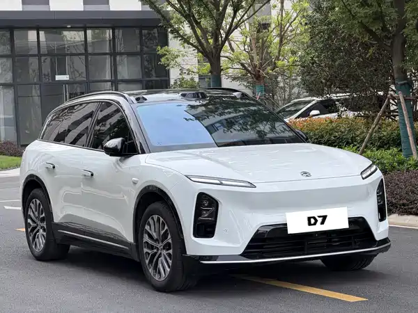 NIO ES6 2025