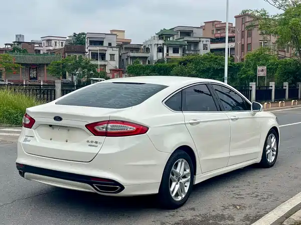 Ford Mondeo 2013