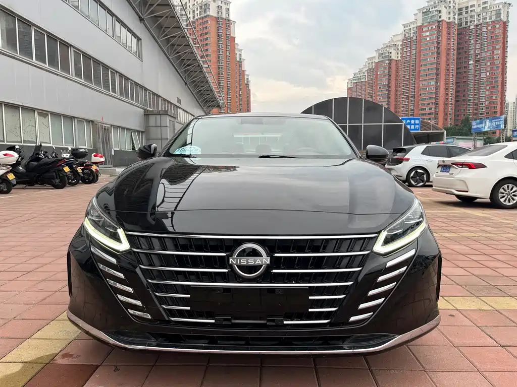 Nissan Teana 2023