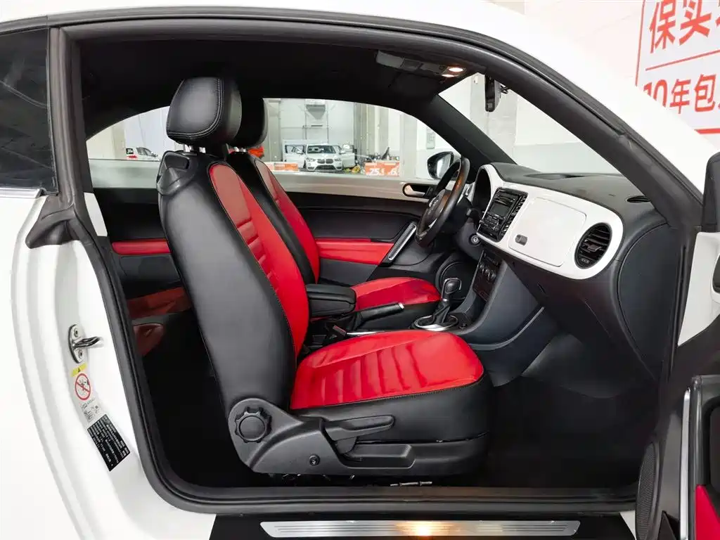 Volkswagen Beetle 2015 — фото 22