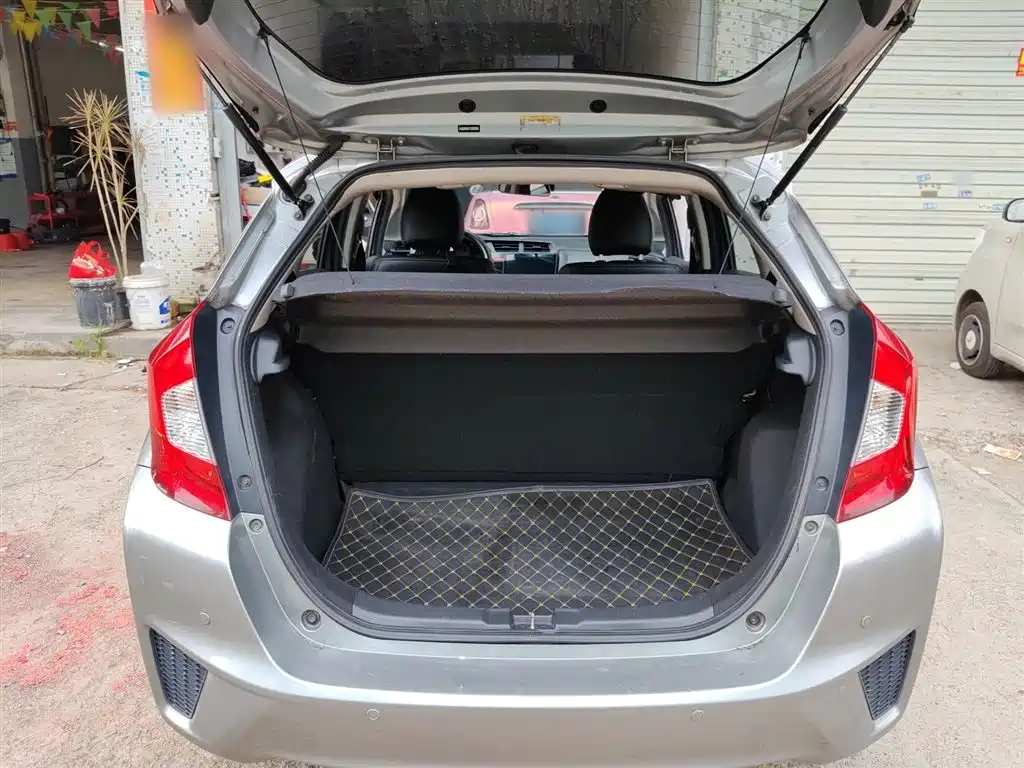 Honda Fit 2015 — фото 19