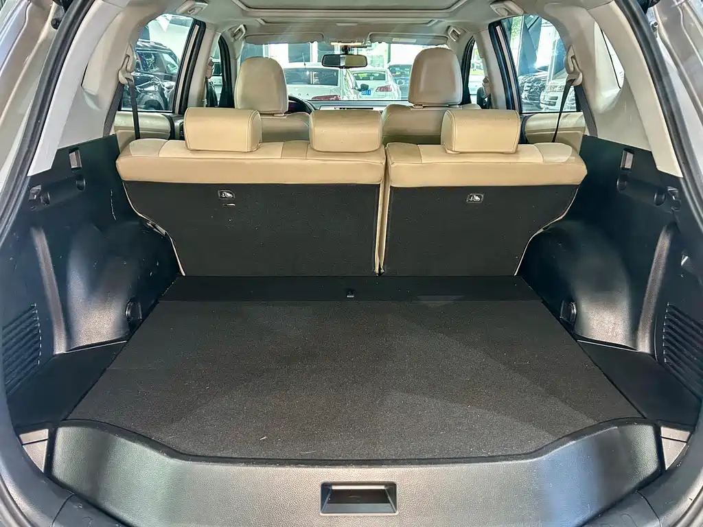 Toyota RAV4 2016 — фото 29