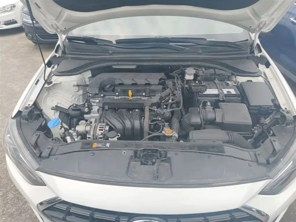 Hyundai Elantra 2019 — фото 20