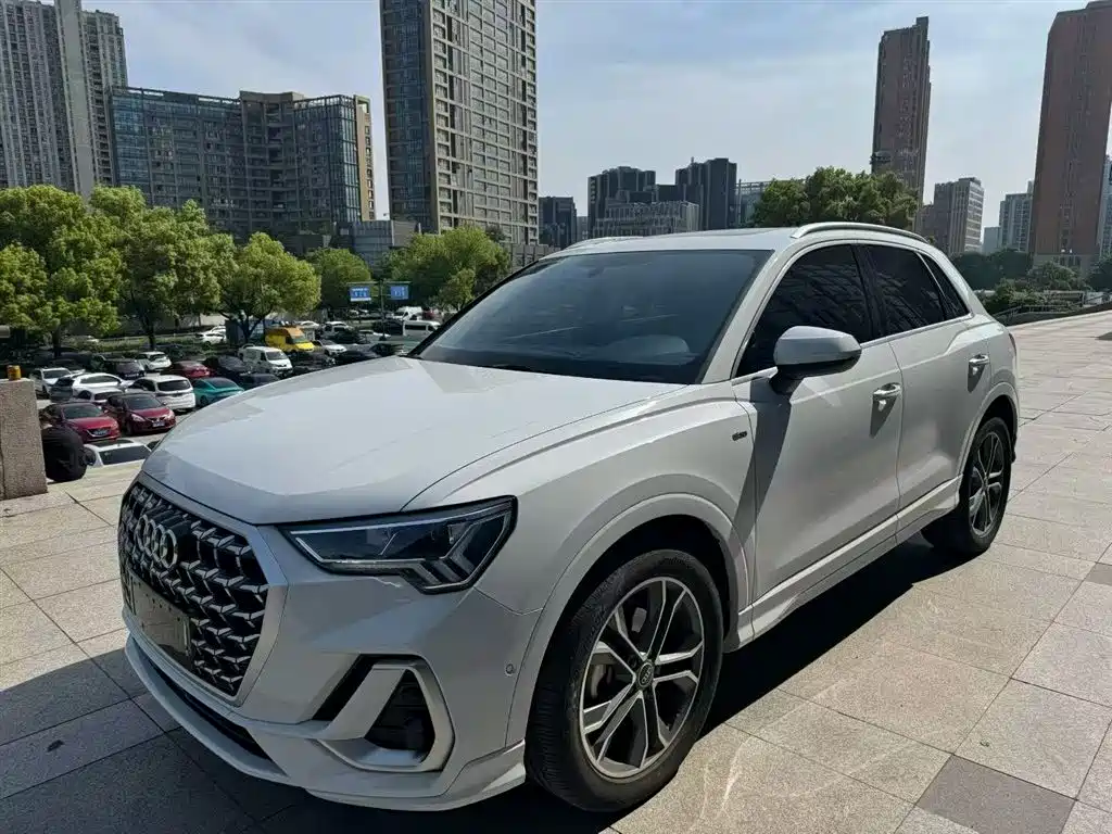 Audi Q3 2024