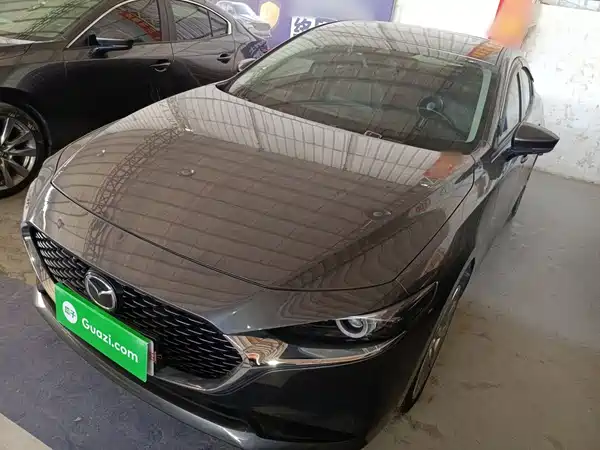 Mazda 3 Axela 2021