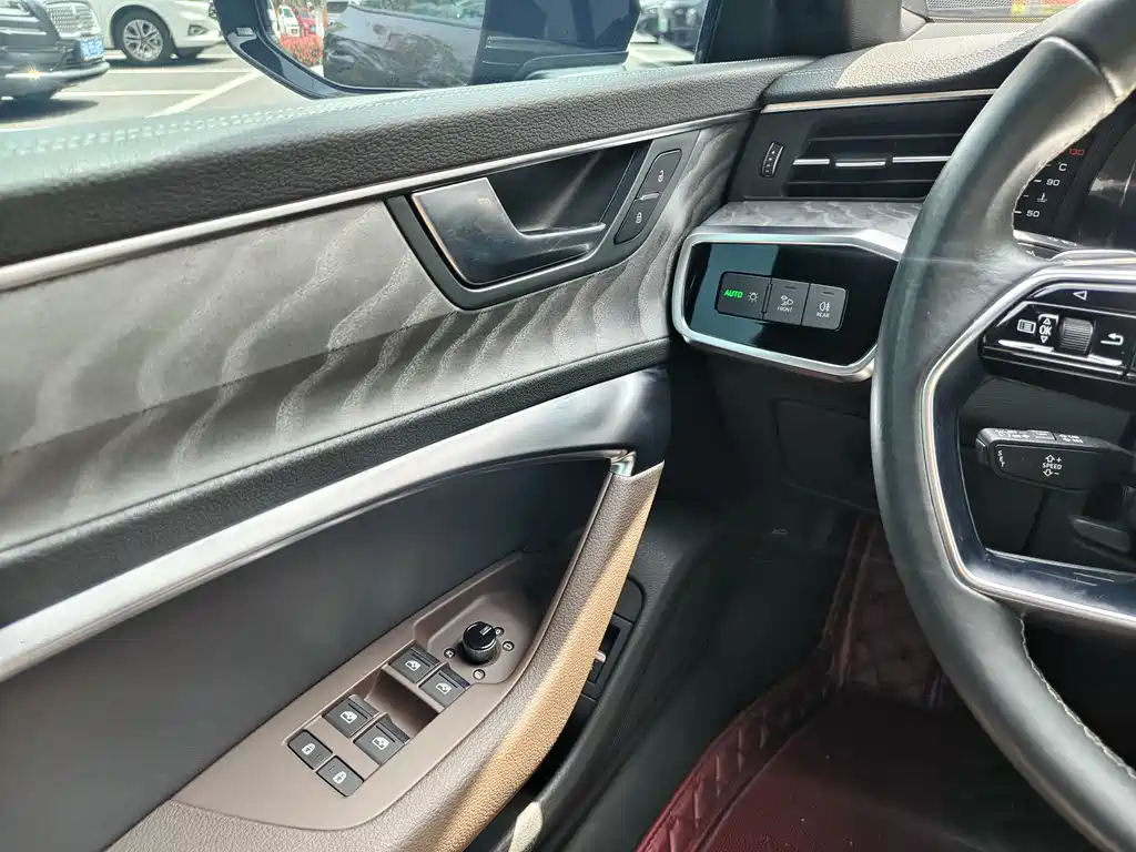 Audi A7L 2022 — фото 16