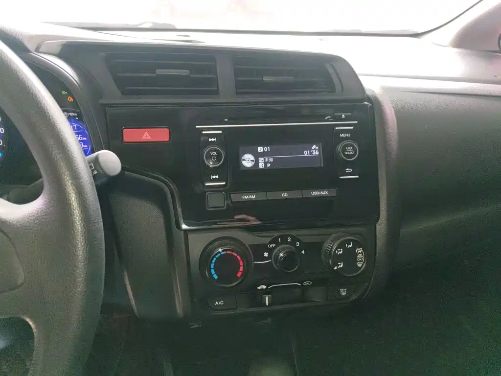 Honda Fit 2017 — фото 9