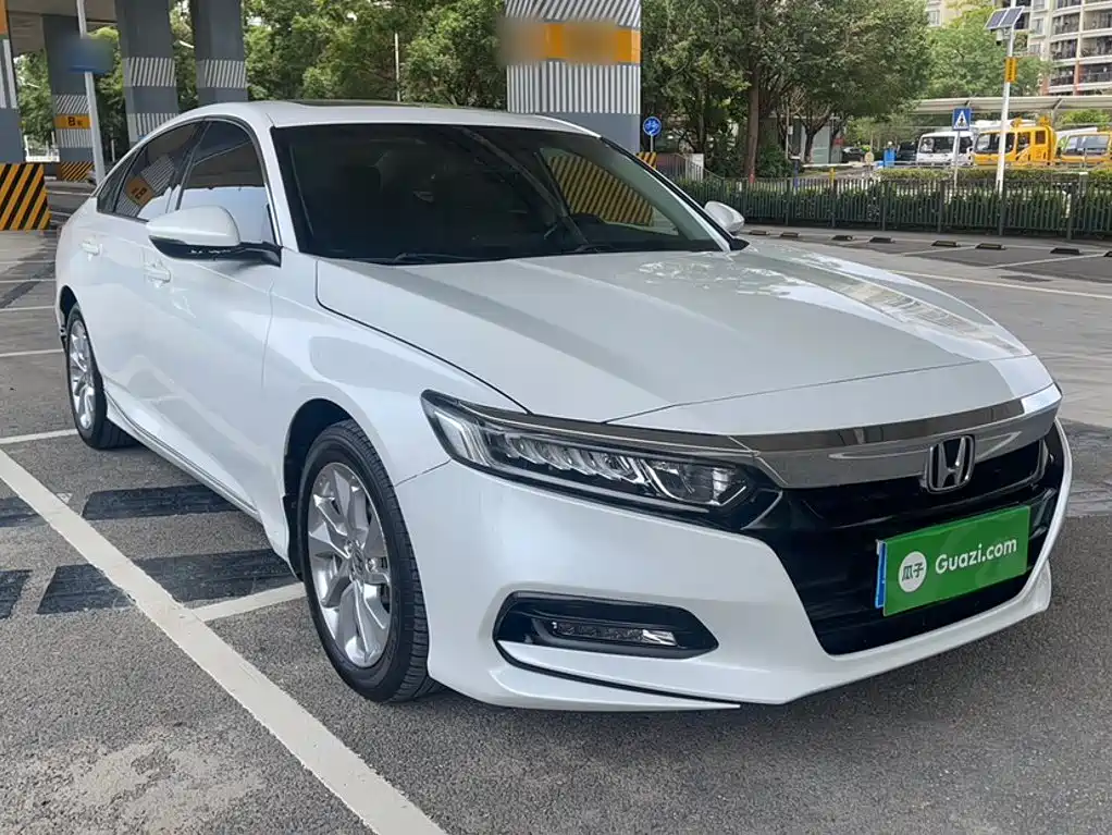 Honda Accord 2020 — фото 15