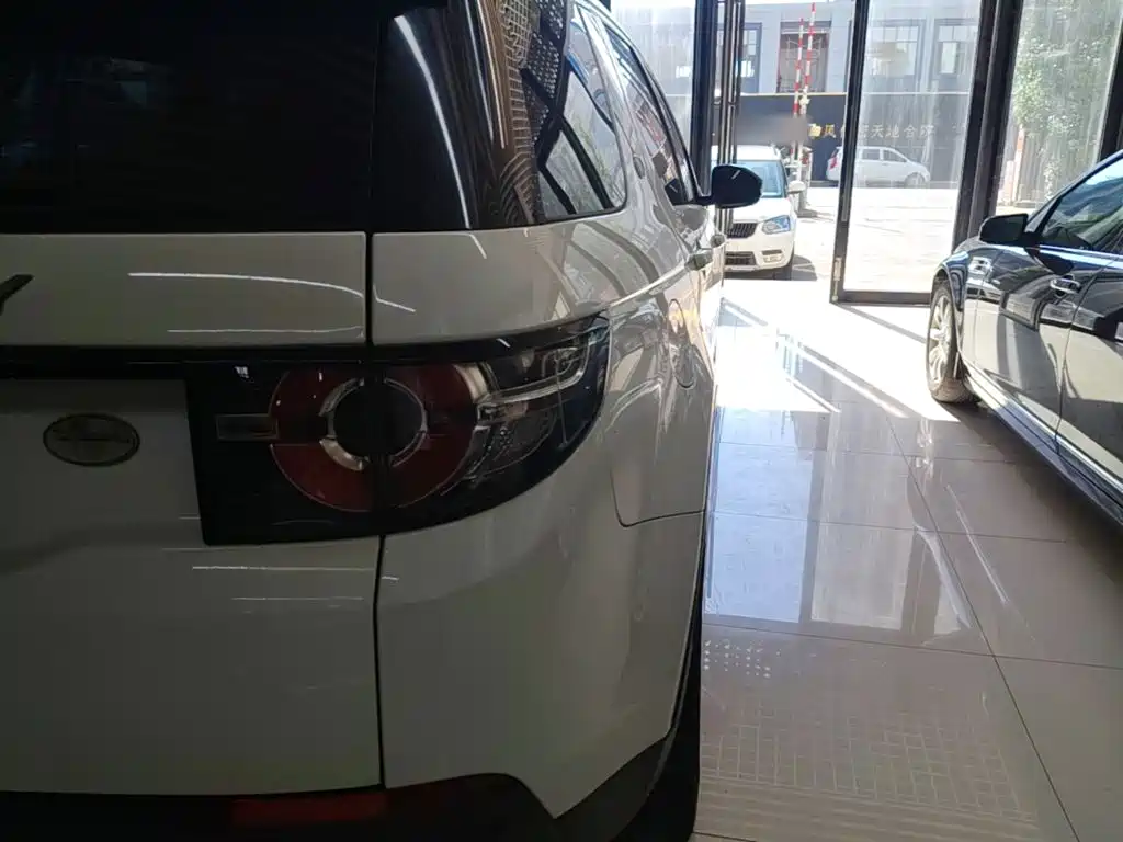 Land Rover Discovery Sport 2016 — фото 24